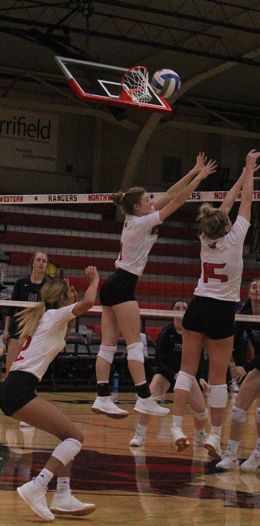 Volleyball sweeps SEOSU - Northwestern News